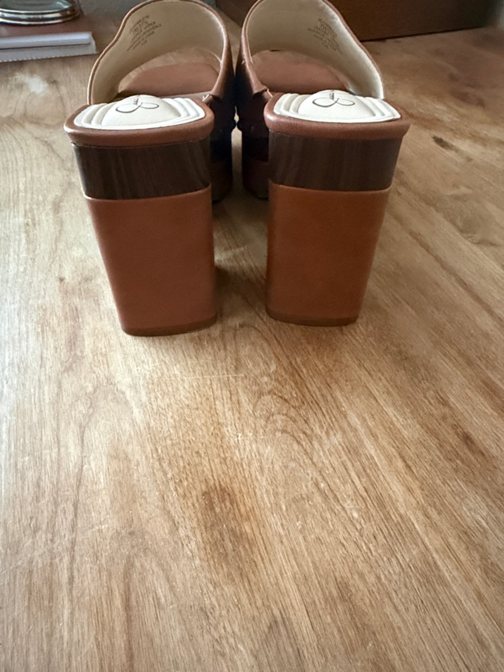 Jessica Simpson Cognac Brown Studded Platform Mules - Picture 4 of 8